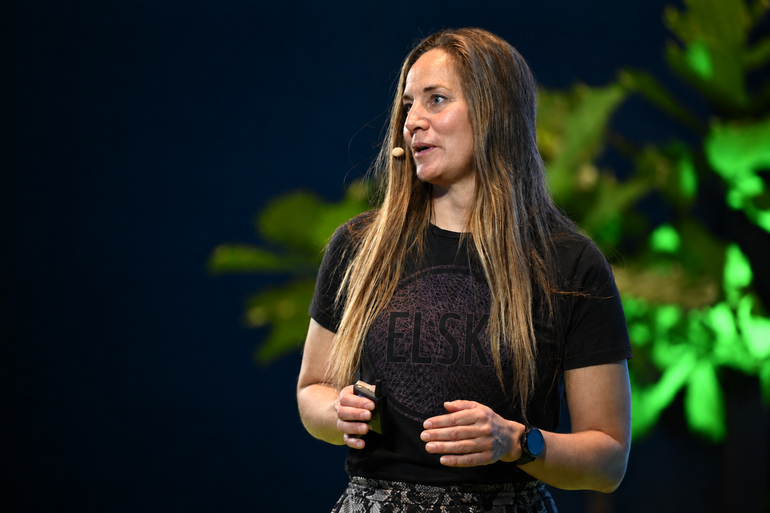 Race for Oceans Technology speaker presenting on stage